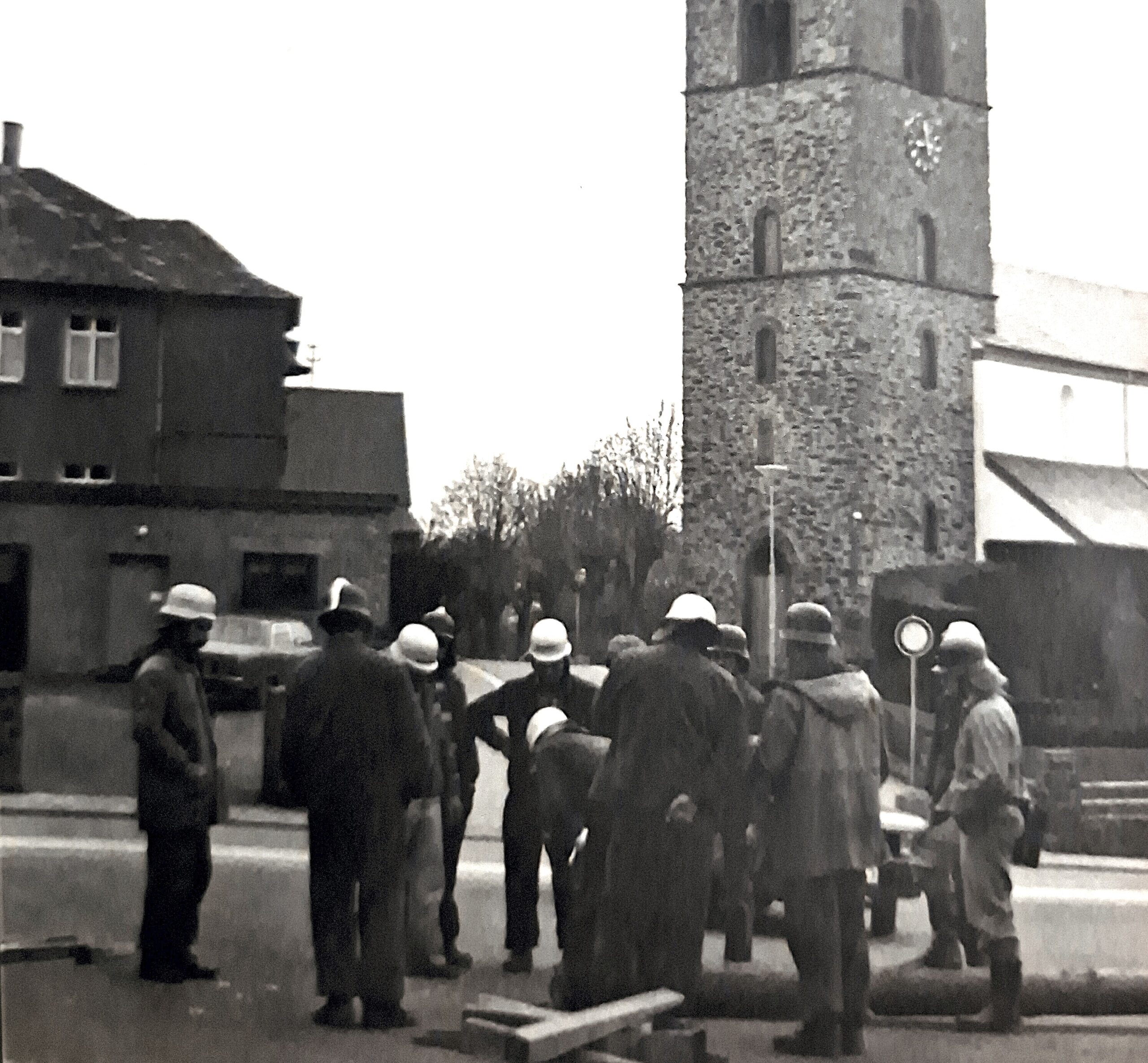 Maibaum aufstellen